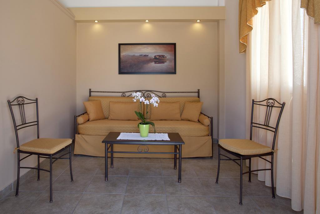 Preka Maria Aparthotel Kamari  Exterior photo