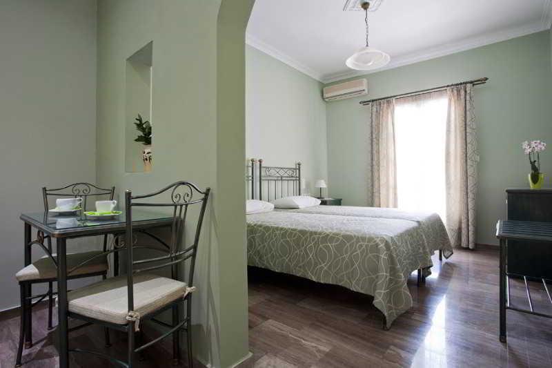 Preka Maria Aparthotel Kamari  Exterior photo