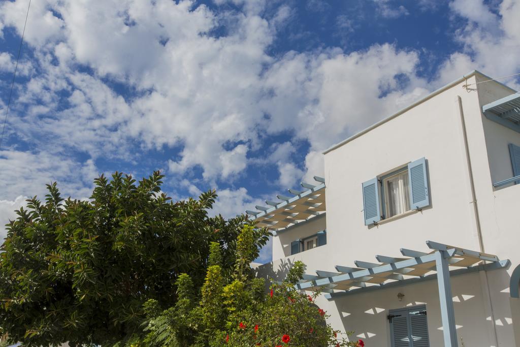 Preka Maria Aparthotel Kamari  Exterior photo