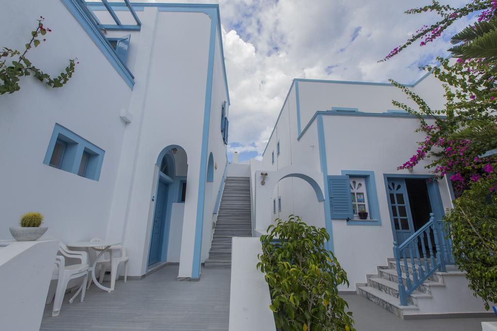 Preka Maria Aparthotel Kamari  Exterior photo